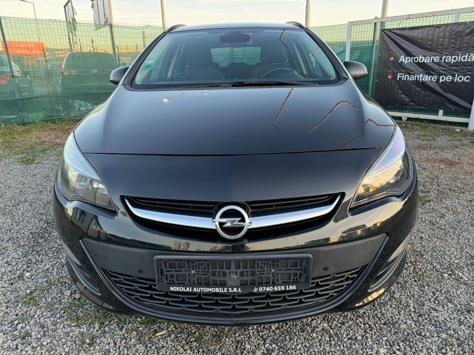 0pel Astra J 1,6 diesel 130 cp Euro 6 An fabricație  2015
