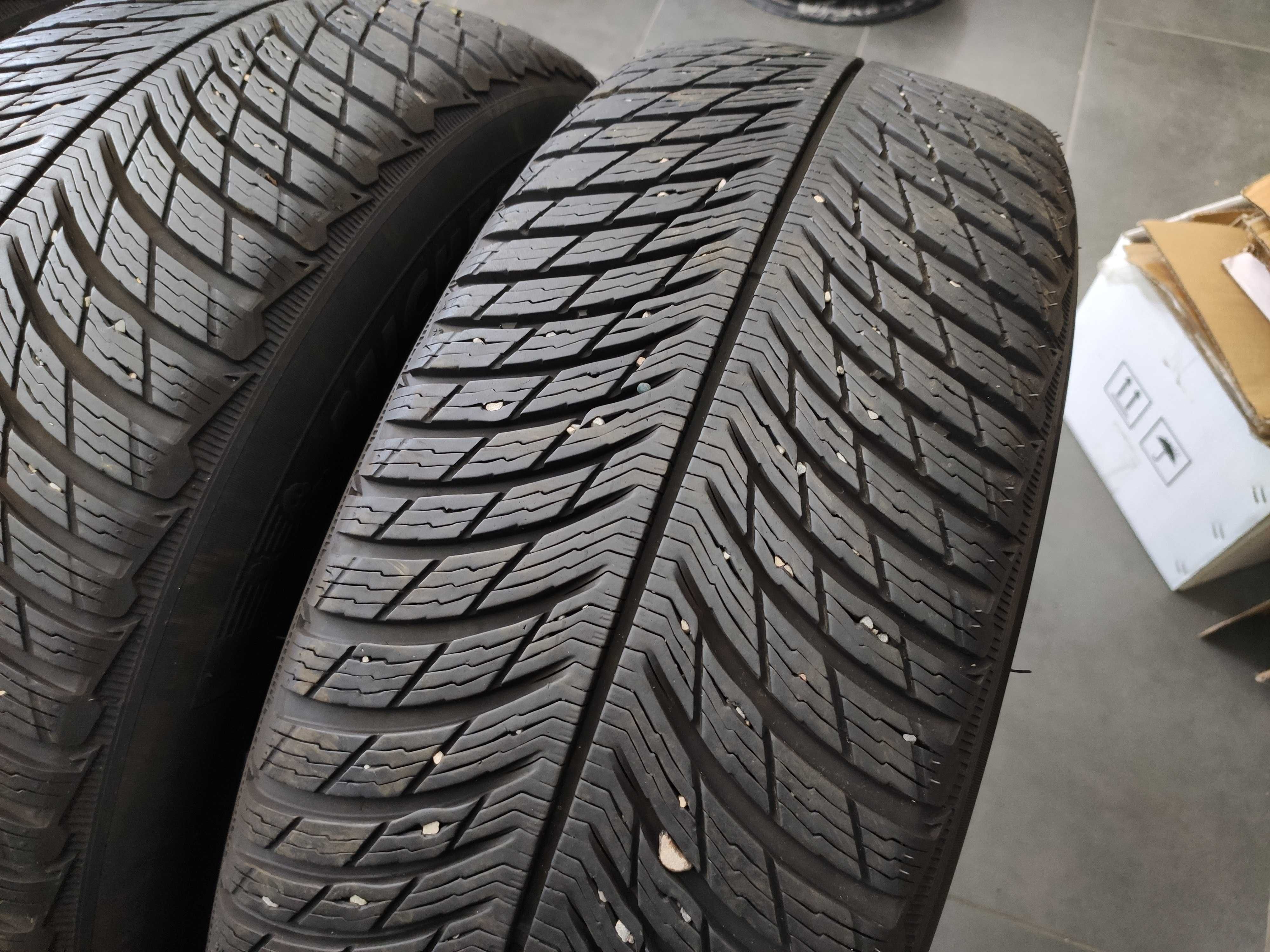 4бр Зимни Гуми 235 65 17 - Michelin