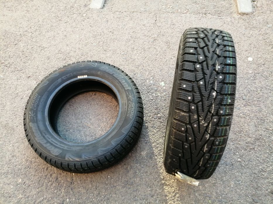 Продам шипованные новые шины