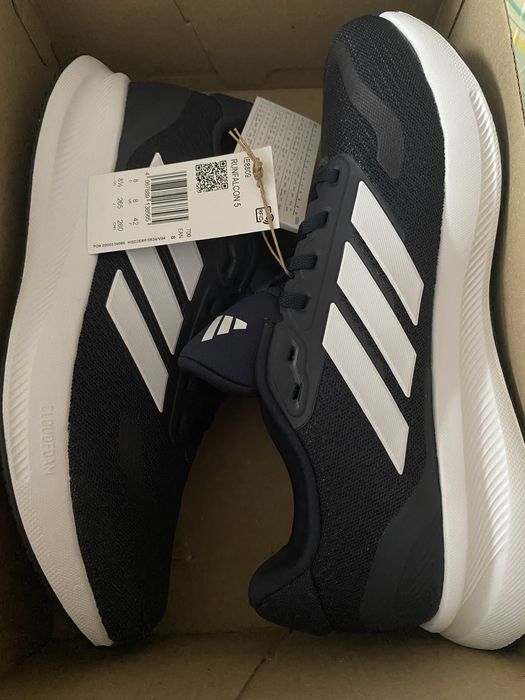 Adidasi Adidas