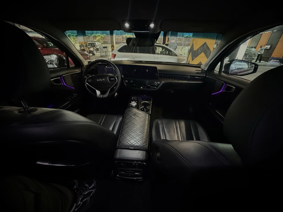 Kia K8 Noblesse Black Edition