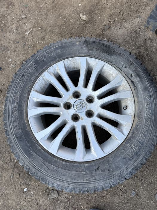 Тойота Сиенна титан 3 штук