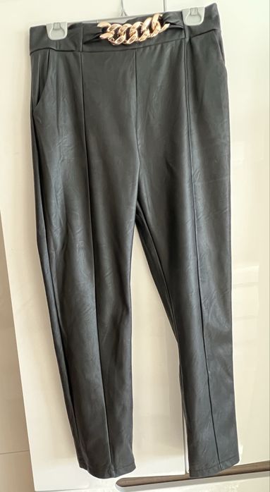 Pantaloni piele ecologica