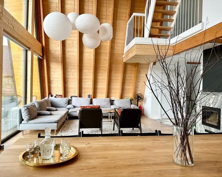 Închiriez integral cabană cu ciubăr și saună