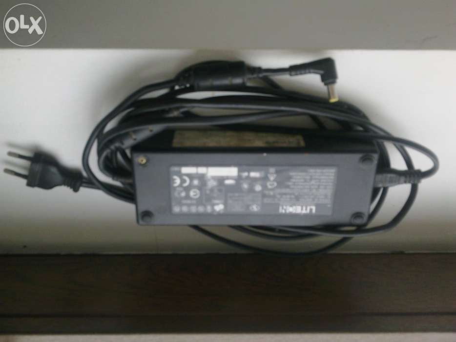 Laptop Fujitsu Siemens Amilo D7850