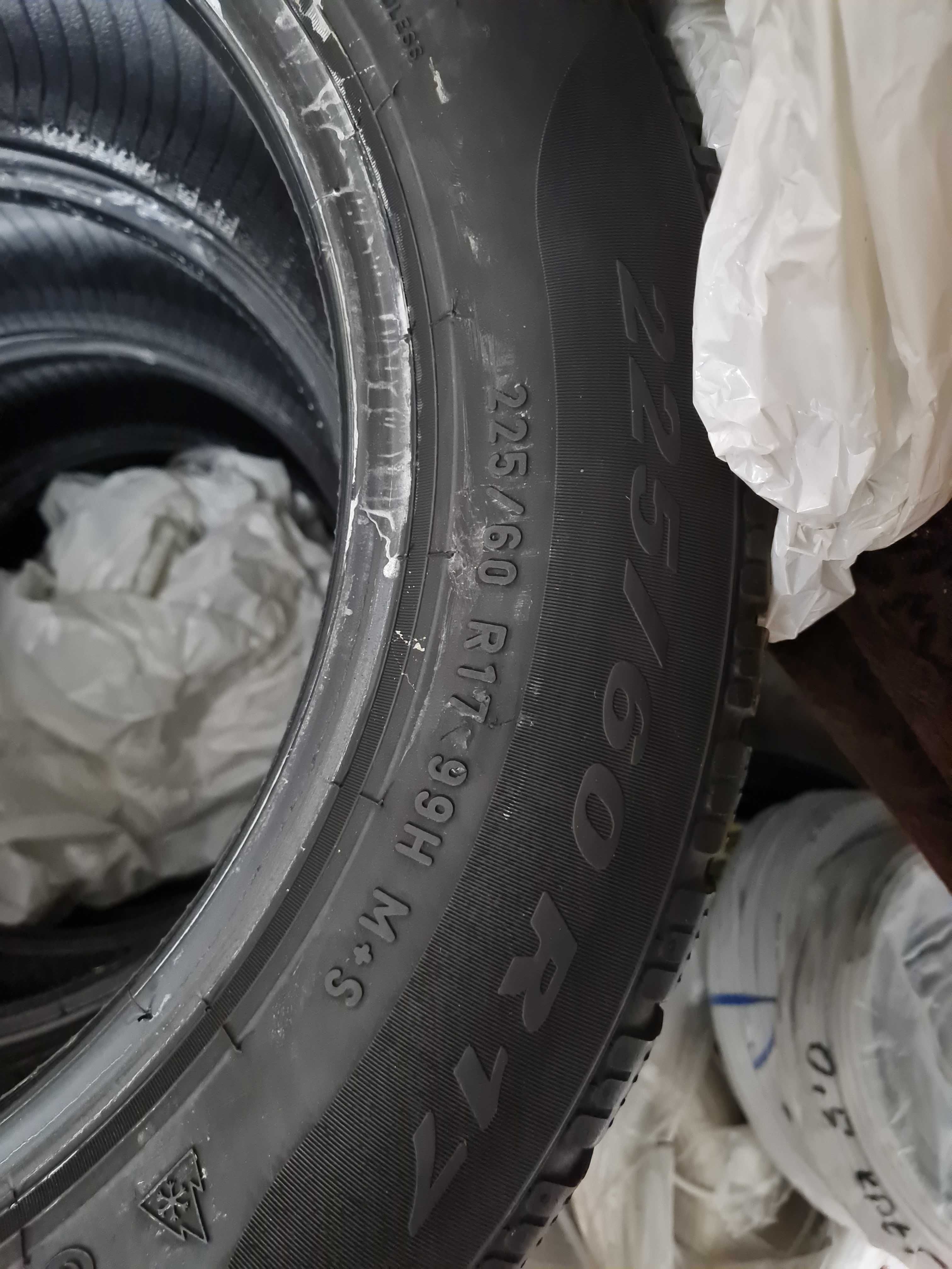 Зимни Гуми runflat 235/55/17 PIRELLI