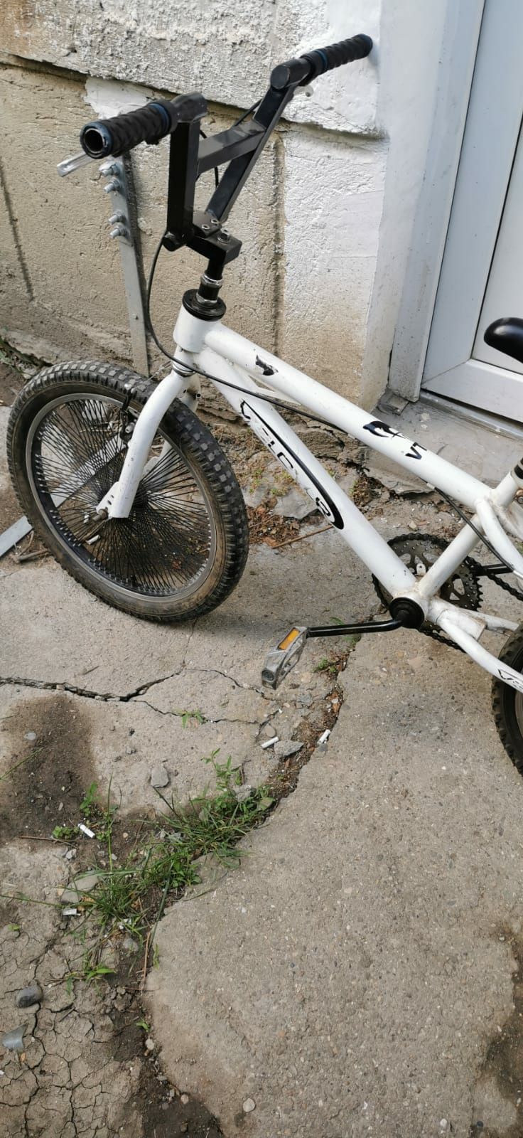 Bicicletă  BMX velatur 120 spițe pe roata