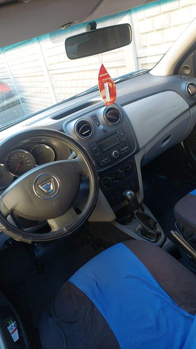 Vând Dacia Logan MCV cu gpl