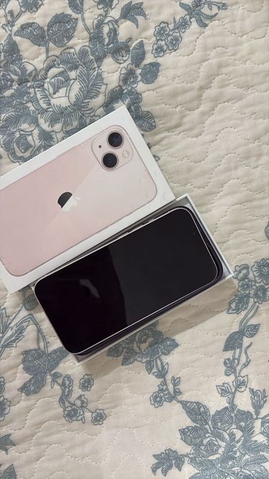 IPhone 13, 128 гб, новый не пользовалась