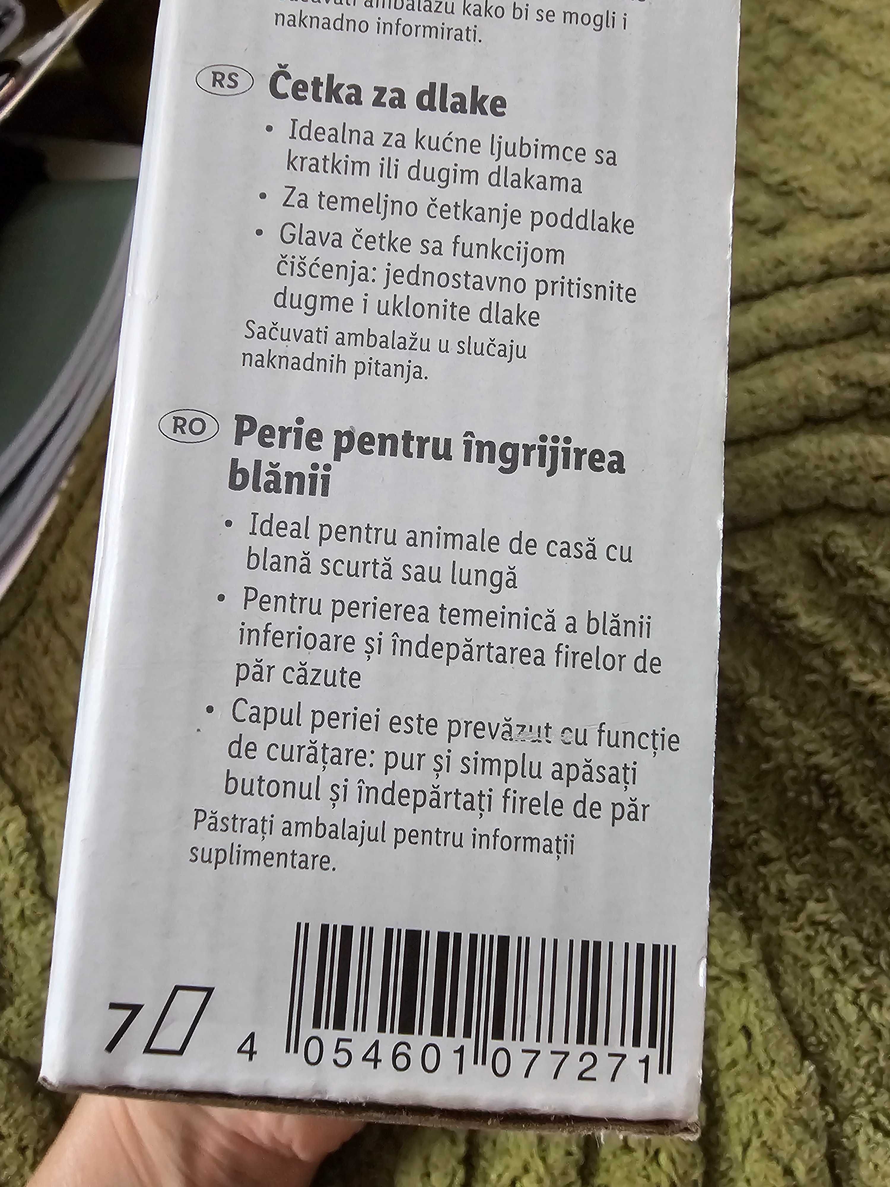 Perie caine cu functie de curatare