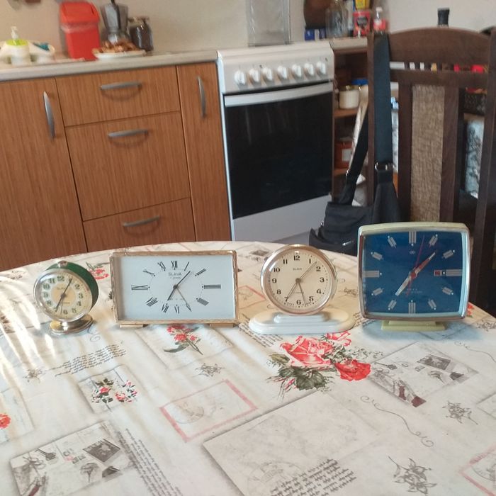 Руски механични  будилници