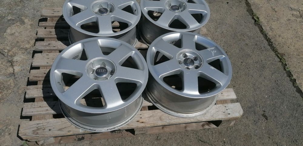 17 цола 5 х 100 мм АУДИ / Фолксваген / Шкода - 7,5 Инча / ЕТ 32