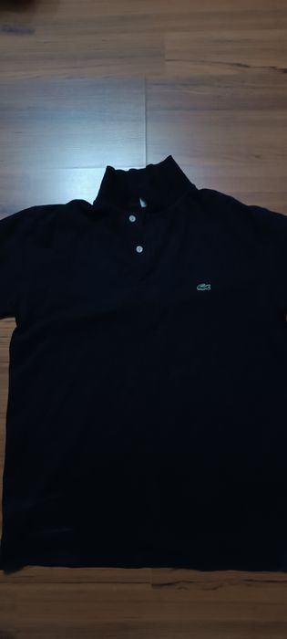 Продавам 4 полота на Lacoste 3 от които са оригинални цена 30лв