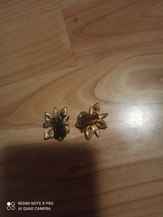 Cercei cu clips diferite modele pret buc 10 lei