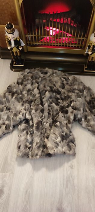 Blanita naturala de nurca, vintage, gri/negru, superbă, mărime M-L