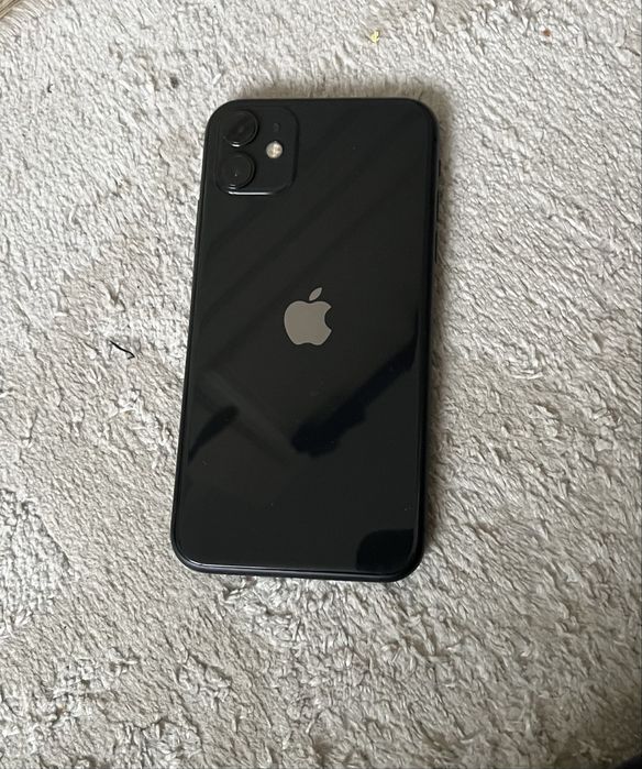 Продам Айфон -11 срочно