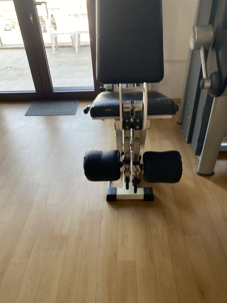 Aparate fitness profesionale Technogym