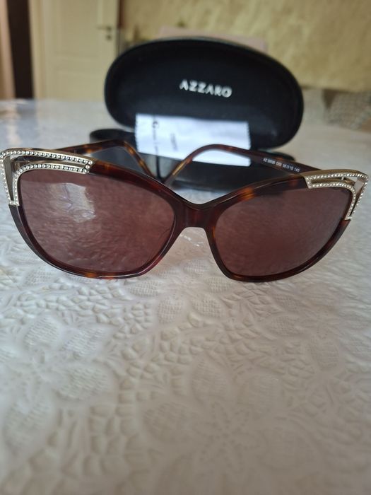 Слънчеви очила Азаро!