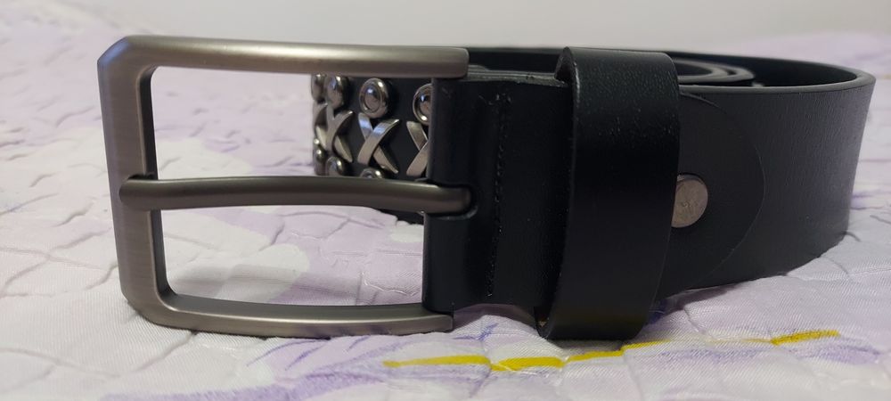 Vând cura din piele