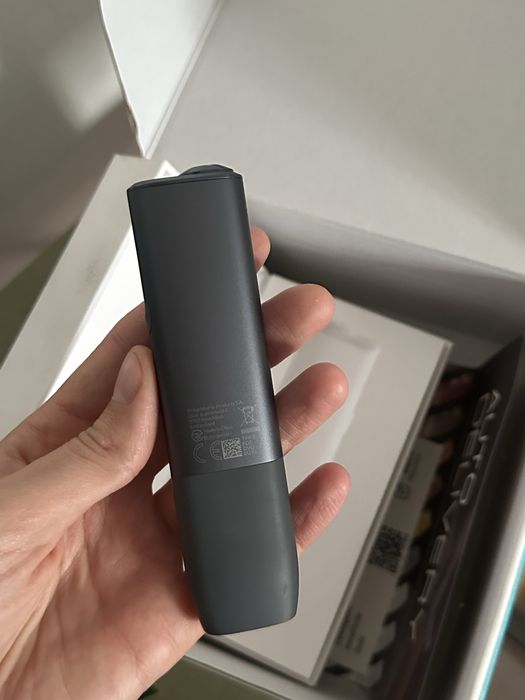 iqos iluma negru