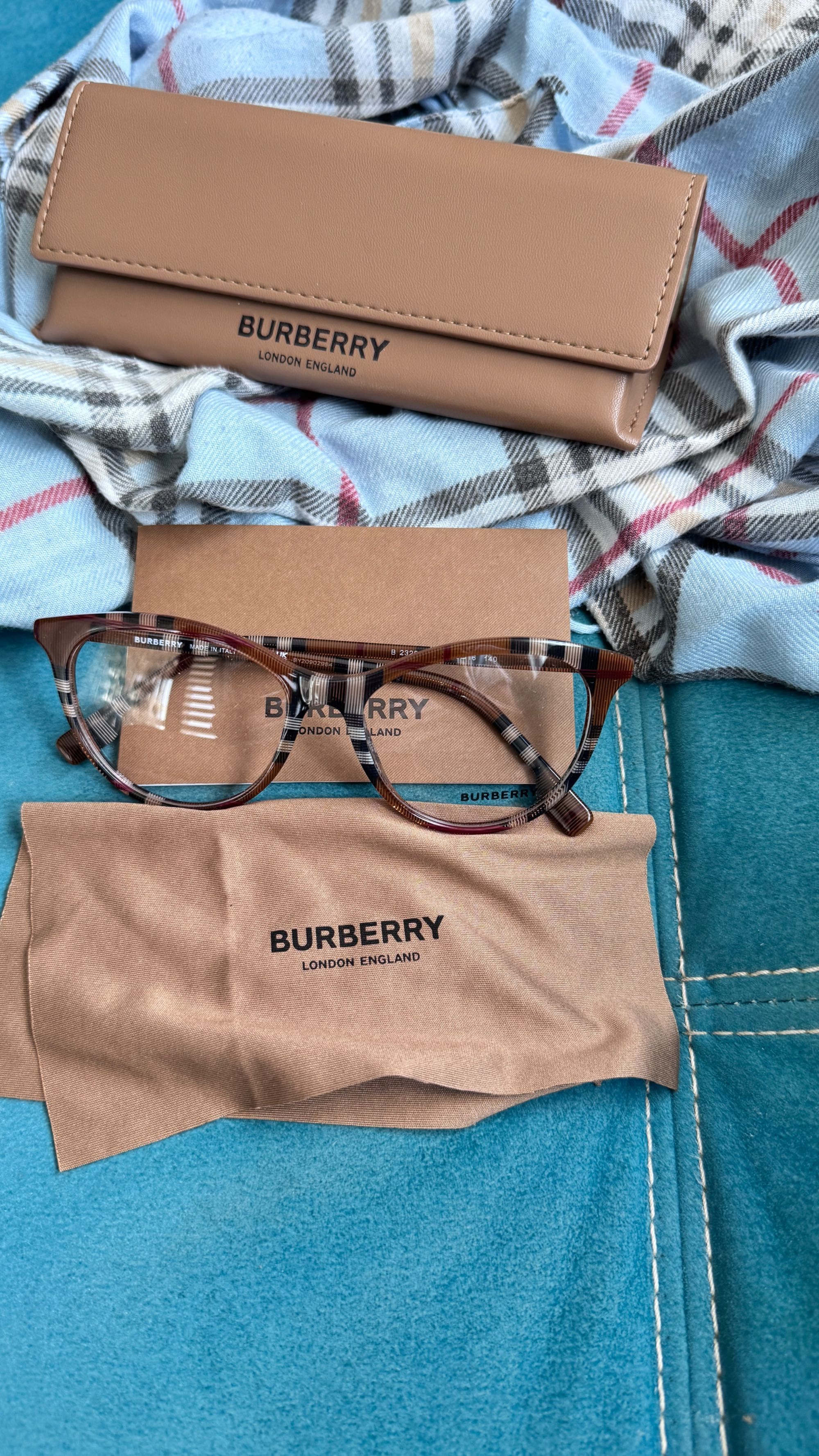 Рамки за диоптрични очила Burberry