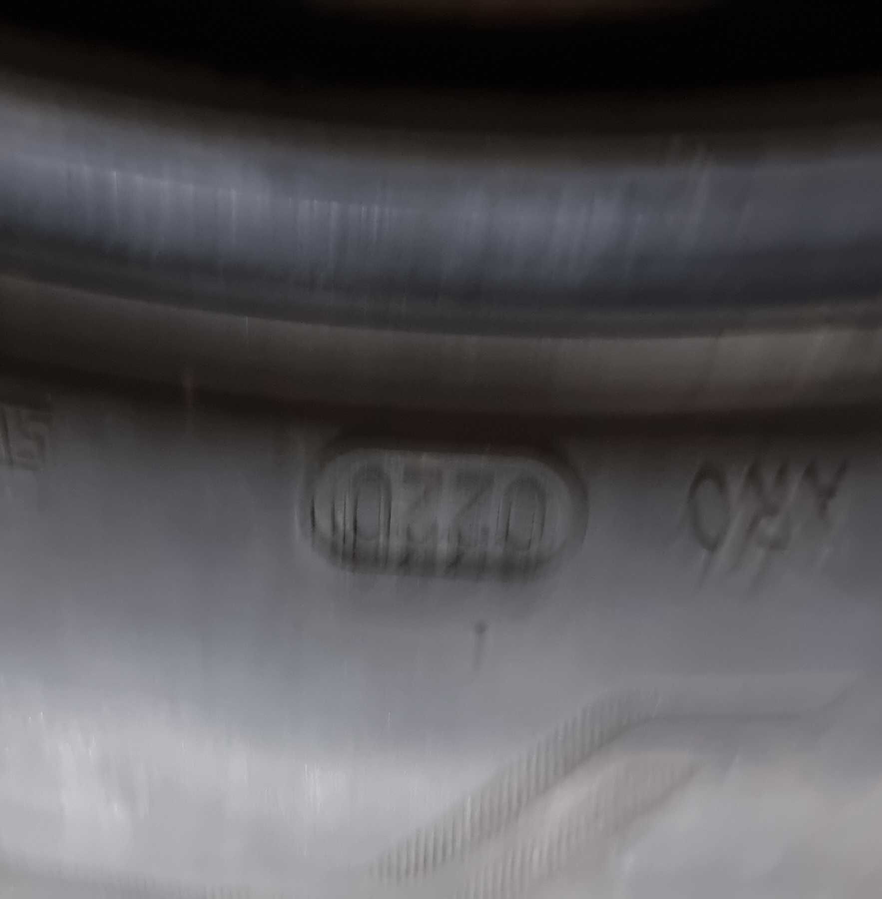 Bridgestone  305 /40 /20 275 /45/ 20