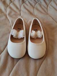 Обувки за момиченце/балеринки 22
