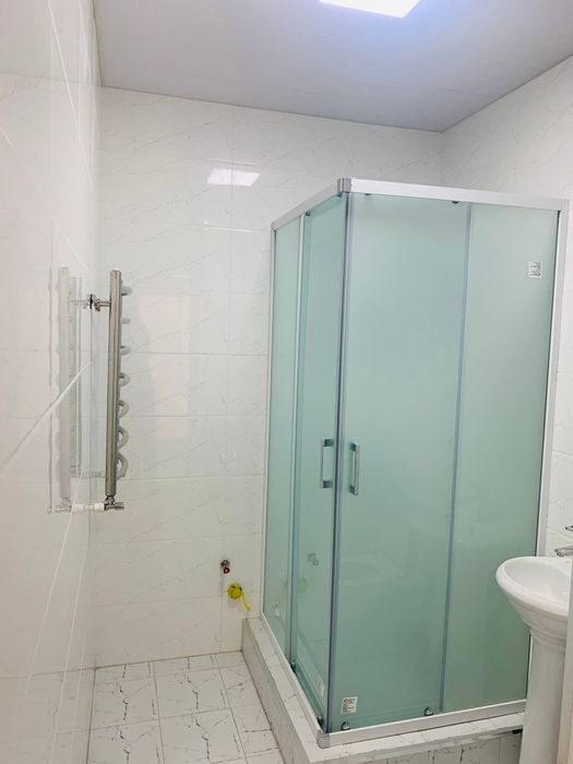 Срочно Продается 2 ком квартира Юнусабад Бадамзар