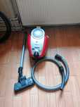 Aspirator fara sac Bosch