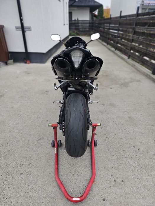 Yamaha R1 RN19 2007