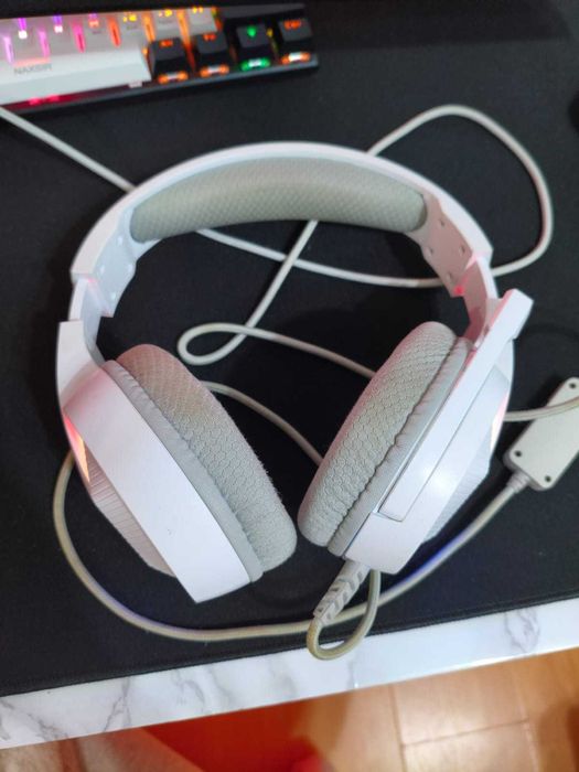 Casti Gaming Marvo RGB -complet functionale - albe