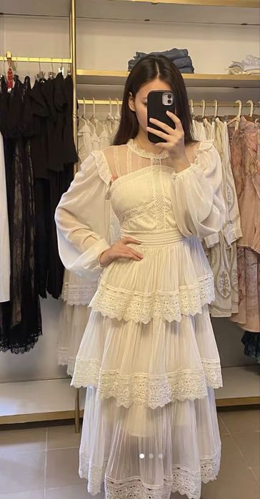 Продам СРОЧНО шикароное платье