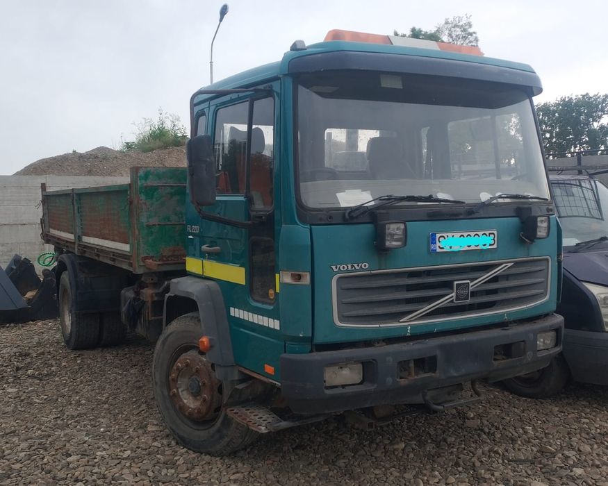 Camion VOLVO FL22 basculabil 3 parti 18 tone