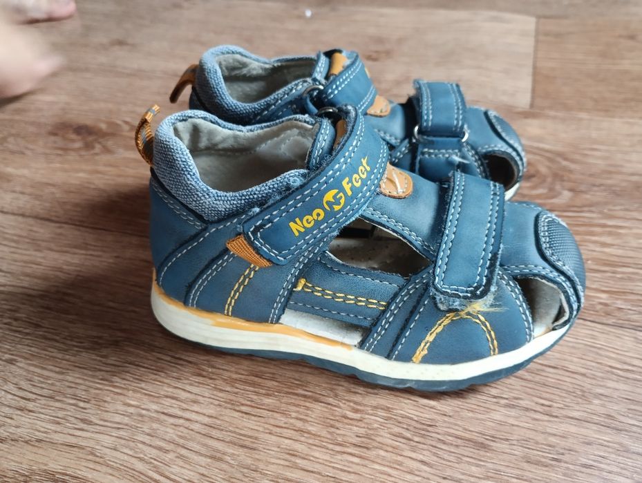 Сандалий для мальчиков 22-23 размер