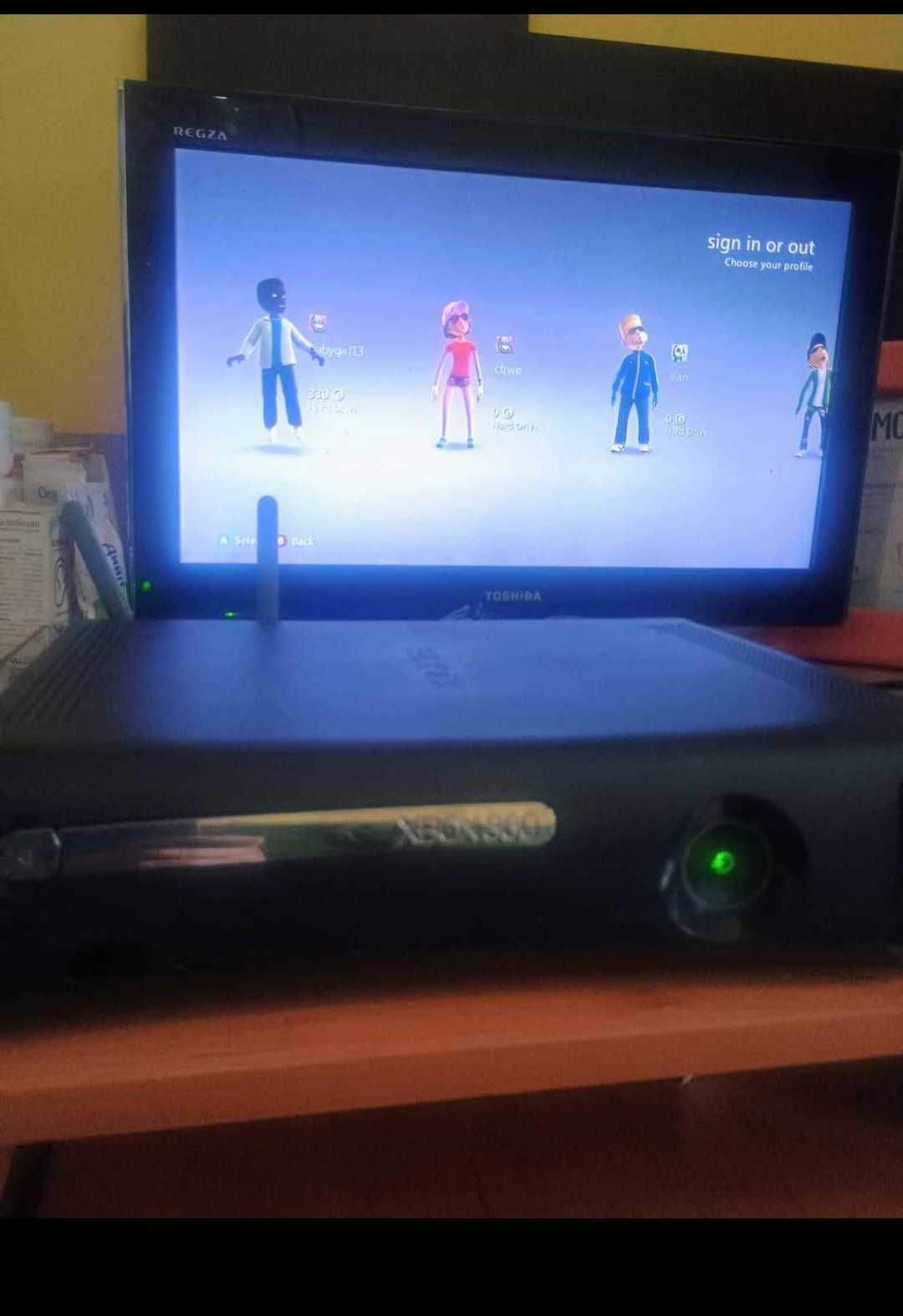 Xbox 360 Работи перфектно