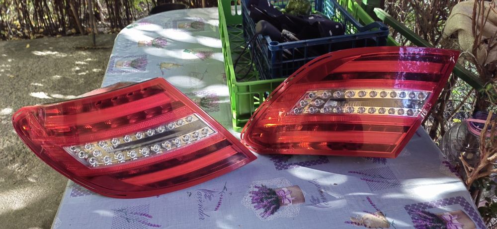 Stopuri,lampa, spate PT Mercedes W204  C220