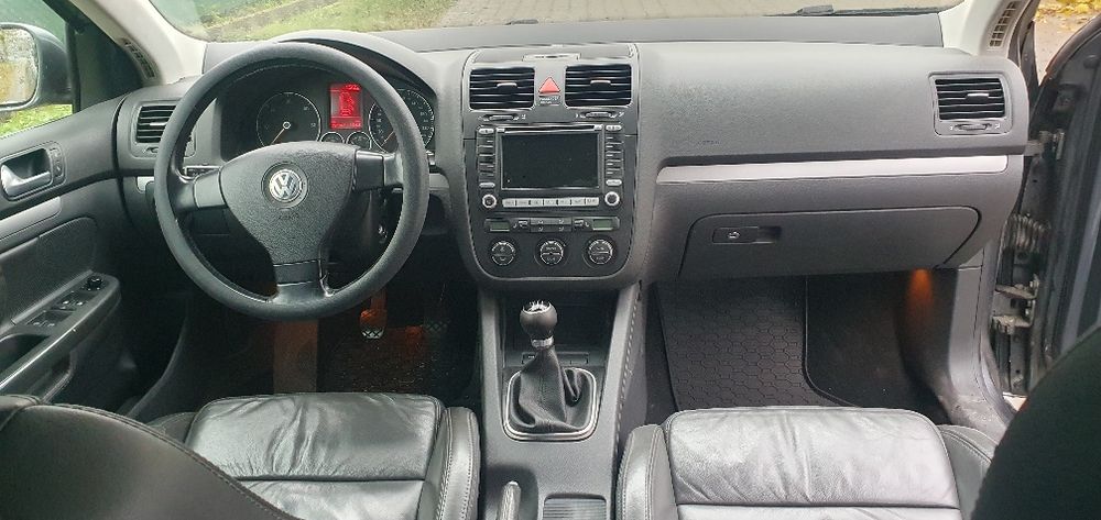 VW JETTA FULL PIELE  Diesel 2.0 6 Viteze  AZV Fara filtru de Particule