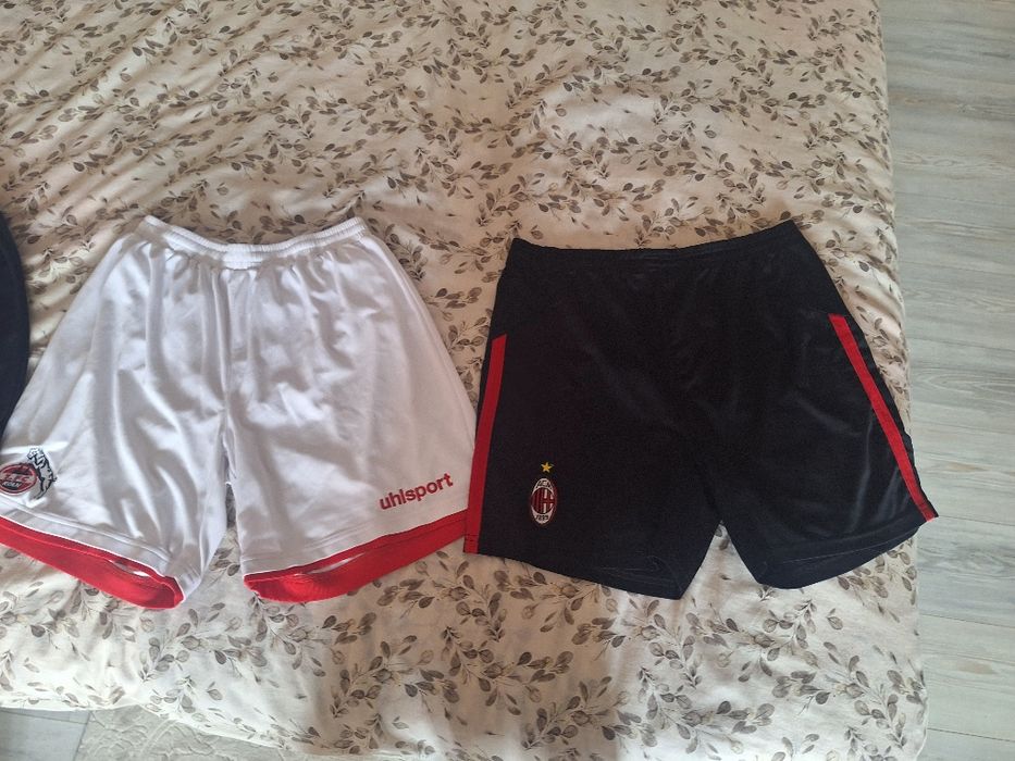 Къси гащи на Liverpool,Milan,Kioln