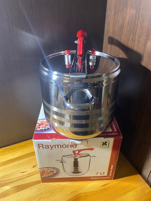 НОВА тенджера под налягане от нераждаема стомана 7 литра