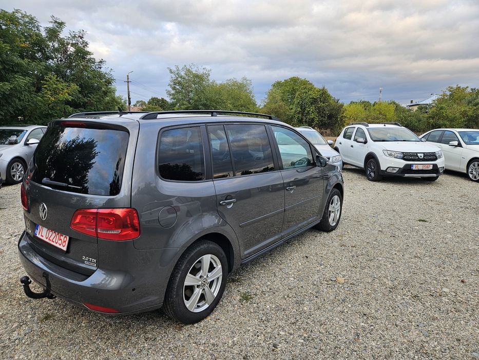 Vw Touran Highline 2012 ~2.0d 140 Cp /7 Locuri/Klima/Senz park/Nav/DSG