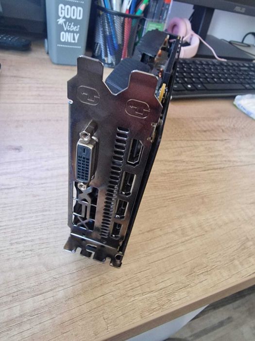 Placa video XFX Radeon RX 580 GTS XXX, 8GB, 256-bit