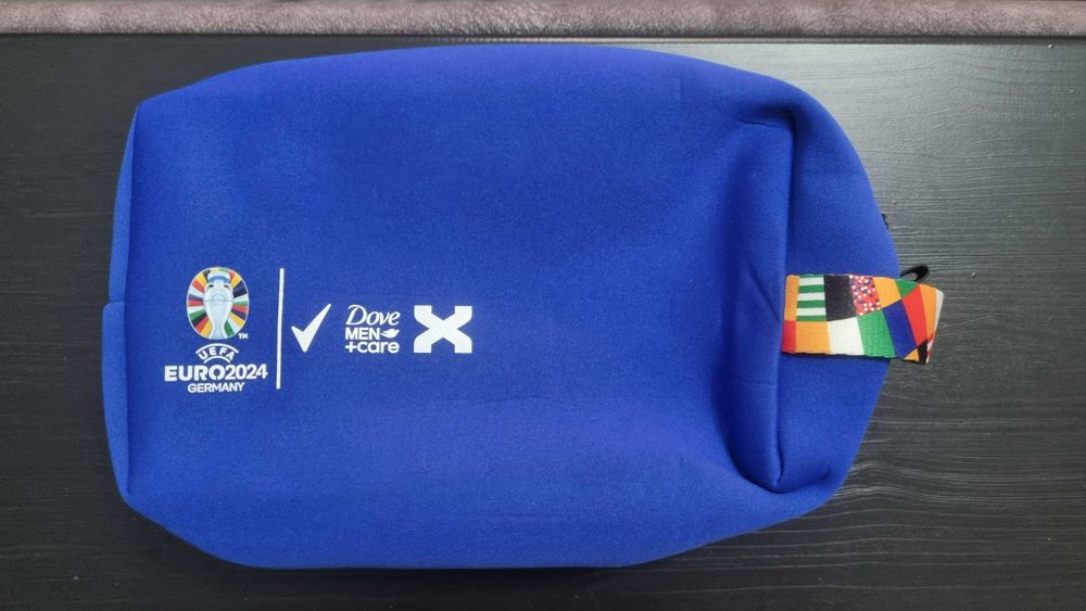 Оригинальная новая косметичка Euro 2024