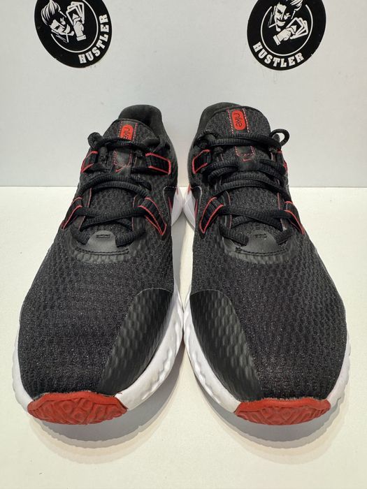 Маратонки NIKE RENEW .Номер 45