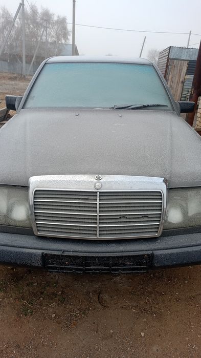 Продам мерс 124 срочно