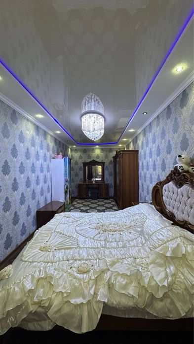 Продается 3 ком. Квартира площадью 120 кв.м. По ул. Ахунбабаева