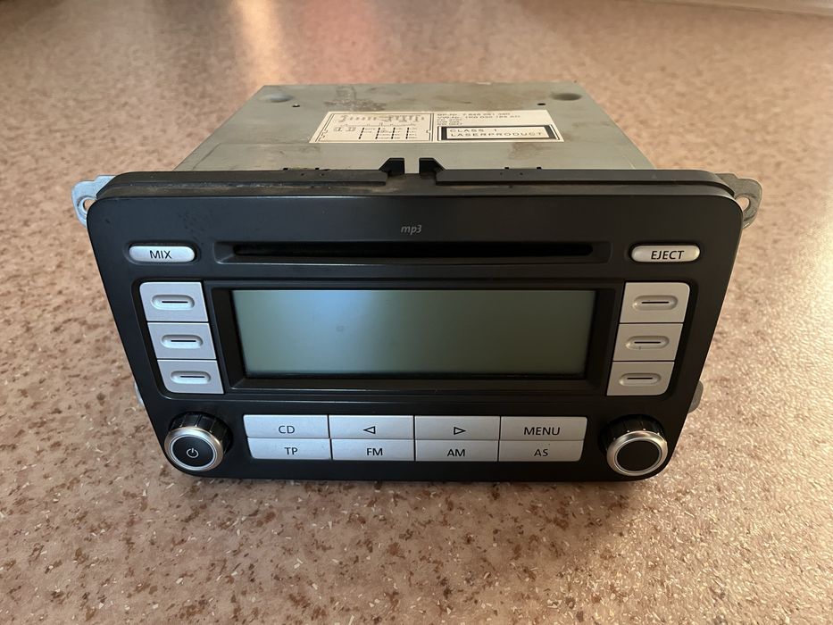 Штатная магнитола RCD300