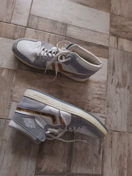 Donez ghete de bărbat