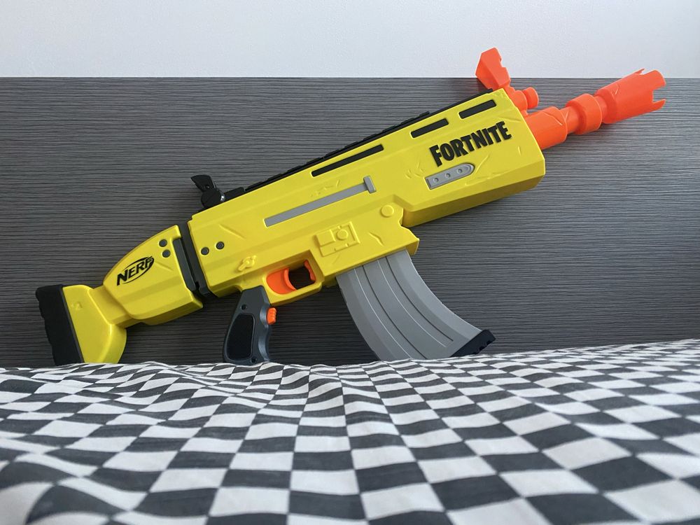 Nerf fortnite scar