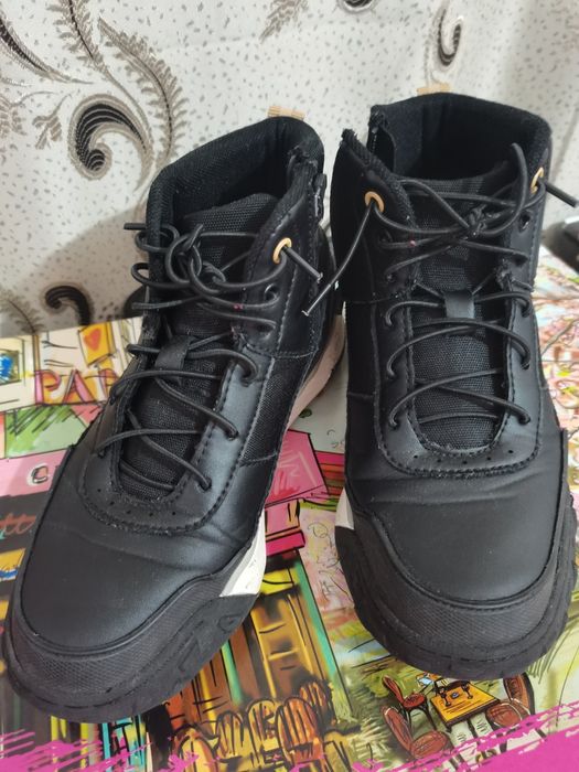 Papuci  băieți  31 și 34