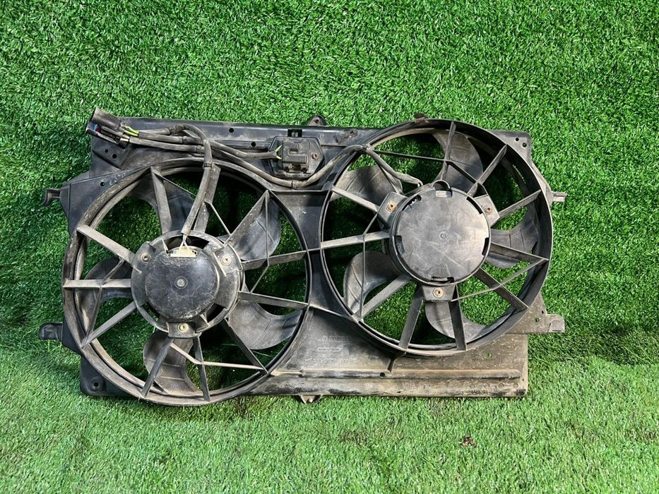 Вентилятор диффузор охлаждения Форд Фокус 1 Ford FOCUS I